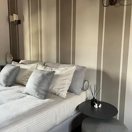 Peaceful Luxury - Stunning Alps Views *